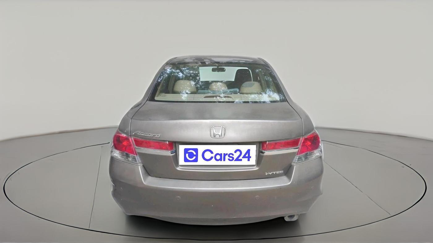 2013 Honda Accord 2.4L I-VTEC AT, Petrol, Automatic, 1,00,382 km, exterior