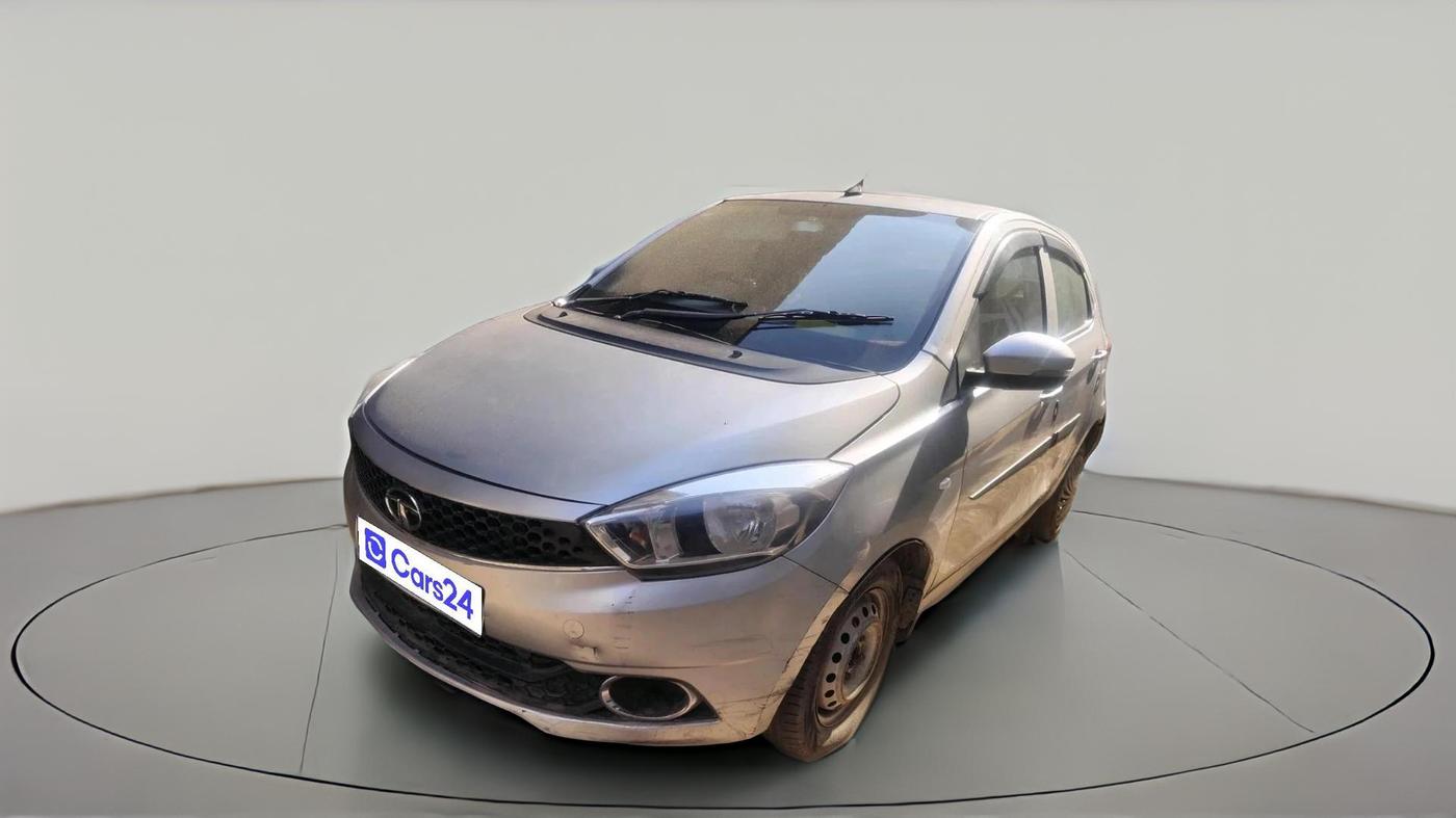 2017 Tata Tiago XT PETROL, CNG, Manual, 69,678 km, exterior