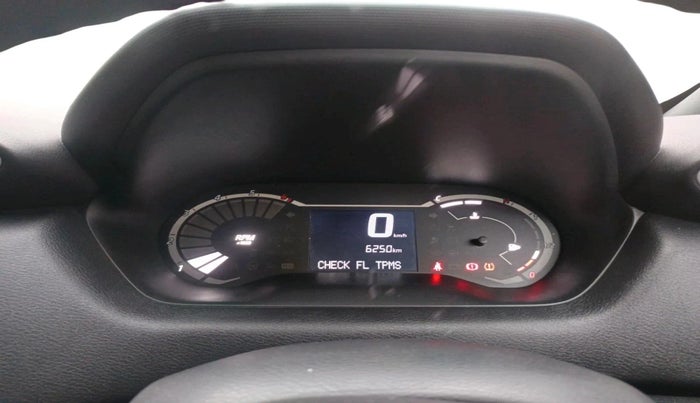 2025 Nissan MAGNITE Visia B4D 1.0 Petrol MT, CNG, Manual, 6,250 km, interior