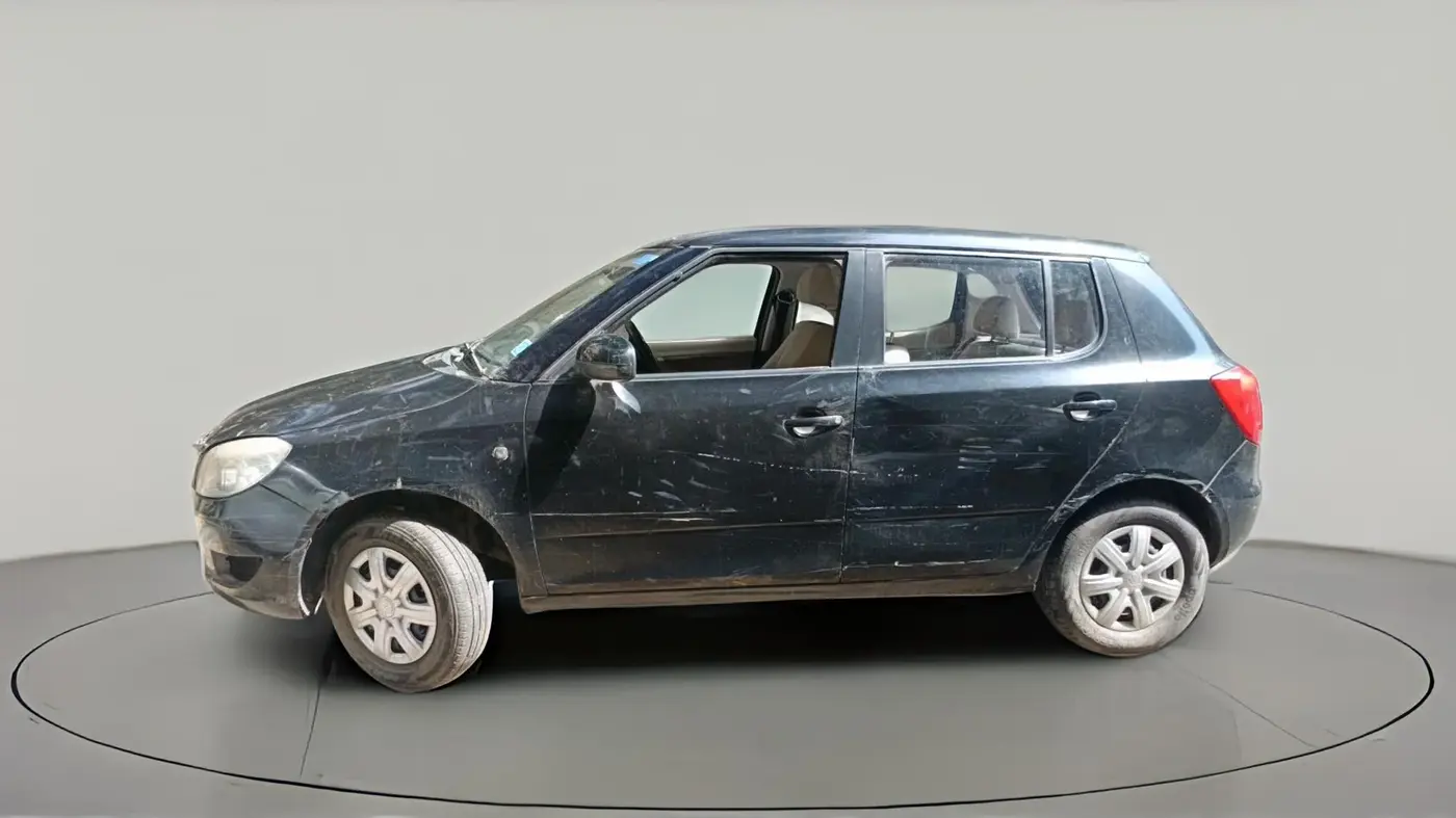 2011 Skoda Fabia AMBITION 1.2 MPI, Petrol, Manual, 64,515 km, exterior