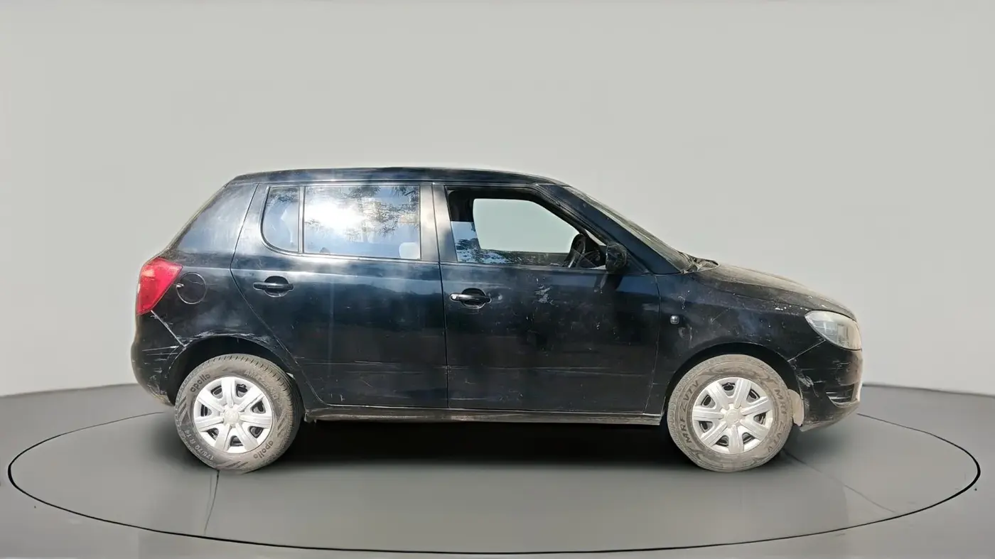 2011 Skoda Fabia AMBITION 1.2 MPI, Petrol, Manual, 64,515 km, exterior