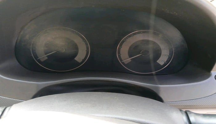 2011 Hyundai Verna FLUIDIC 1.6 VTVT SX OPT, CNG, Manual, 1,45,000 km, interior