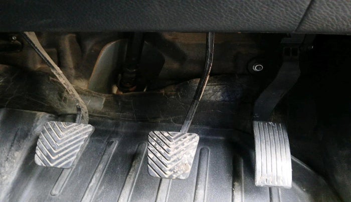 2021 KIA SONET HTE 1.2, Petrol, Manual, 46,250 km, interior