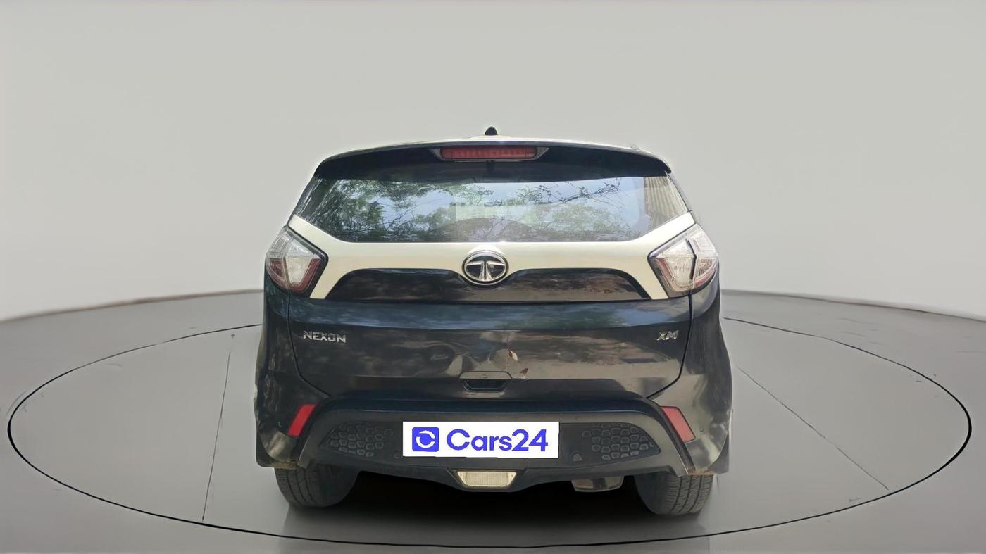 2018 Tata NEXON XM PETROL, CNG, Manual, 1,05,353 km, exterior