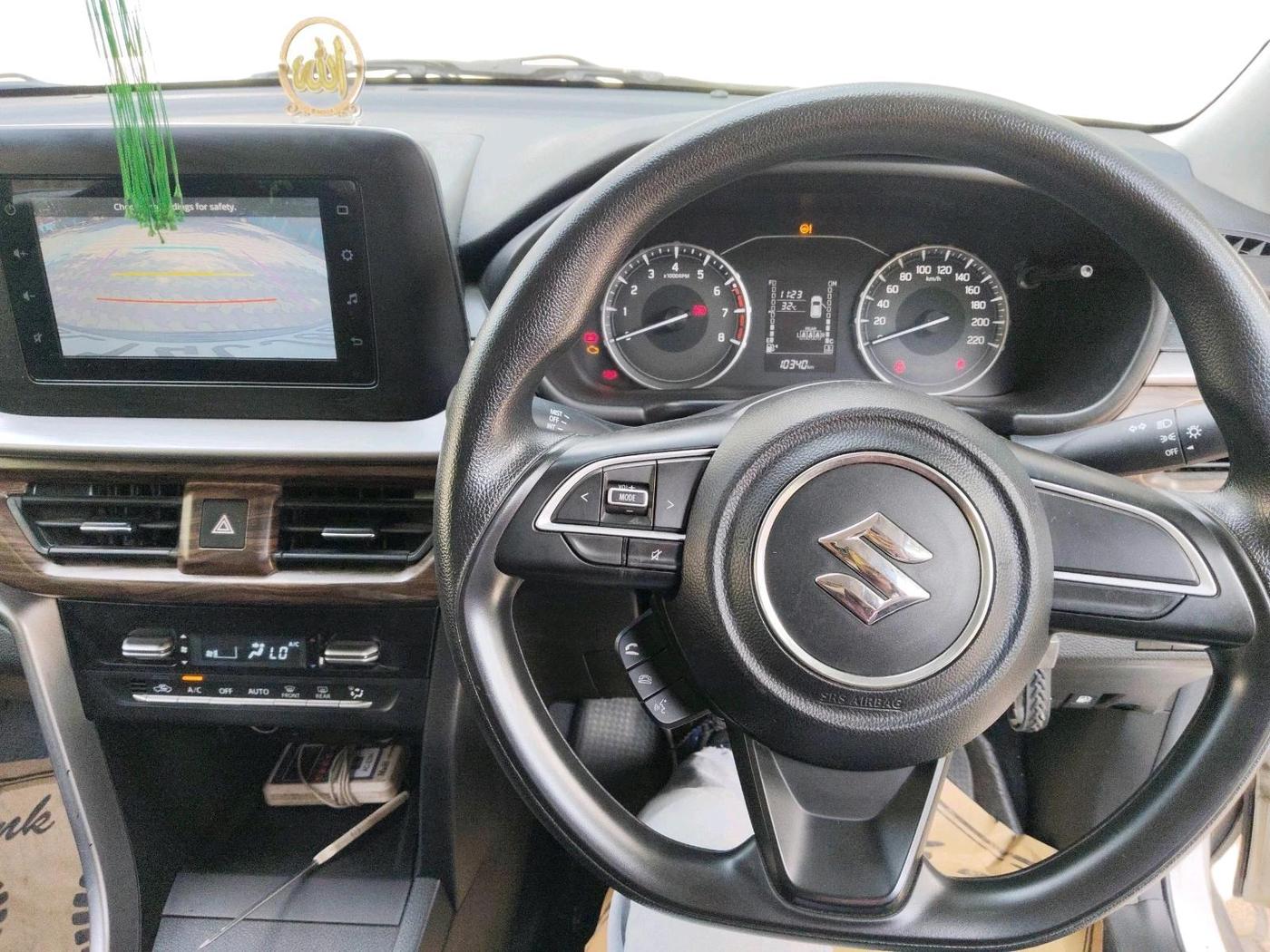 2024 Maruti BREZZA VXI, Petrol, Manual, 10,383 km, interior