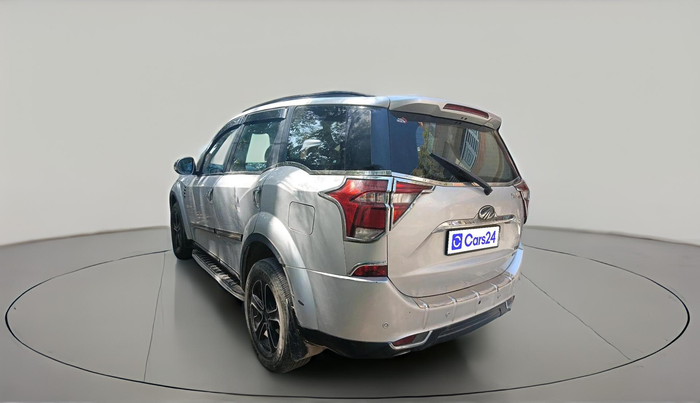 2019 Mahindra XUV500 W7 AT, Diesel, Automatic, 80,381 km, exterior