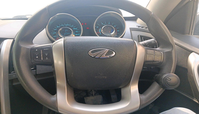2019 Mahindra XUV500 W7 AT, Diesel, Automatic, 80,381 km, interior
