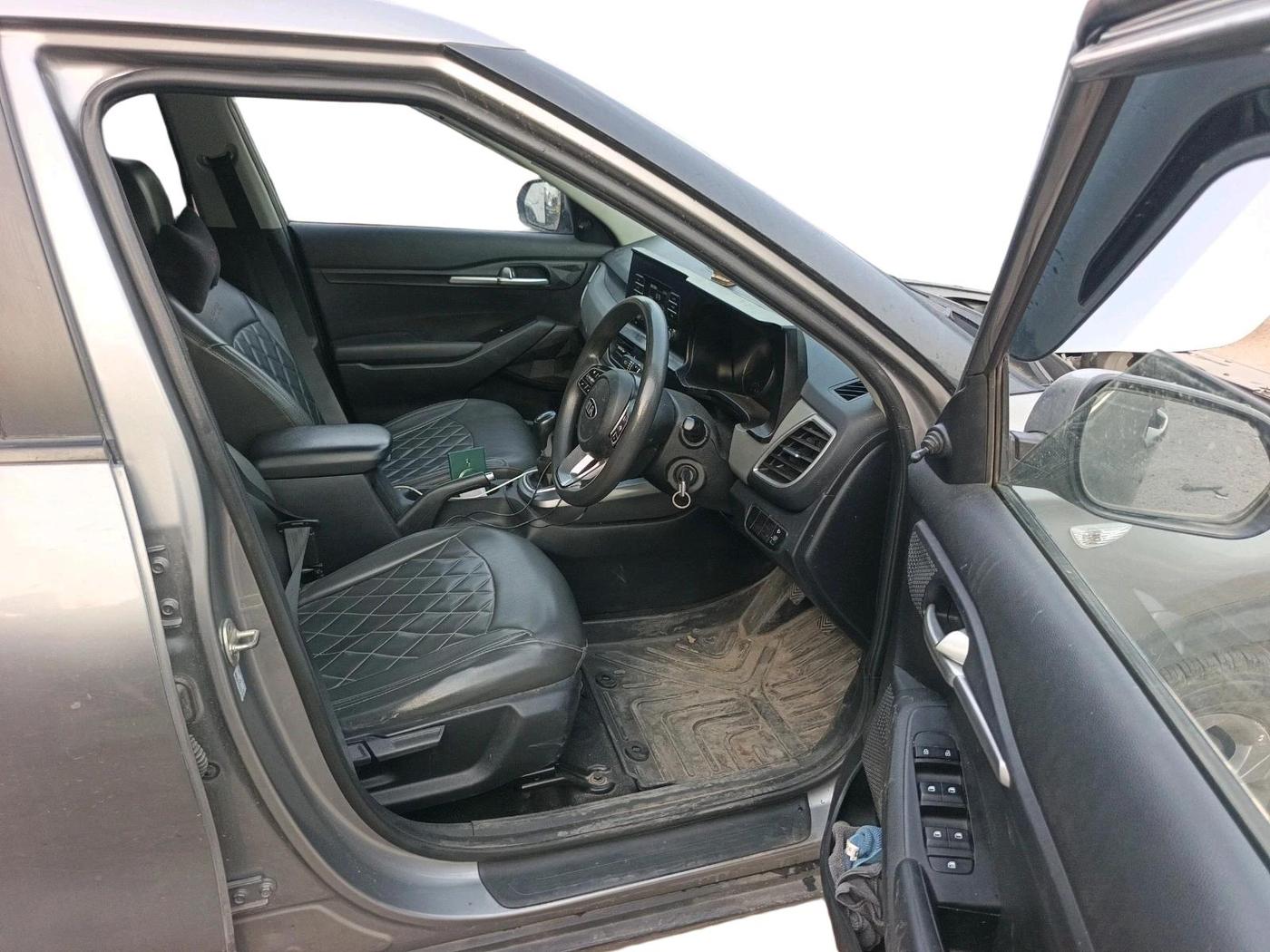 2020 KIA SELTOS HTE 1.5 PETROL, Petrol, Manual, 80,022 km, interior