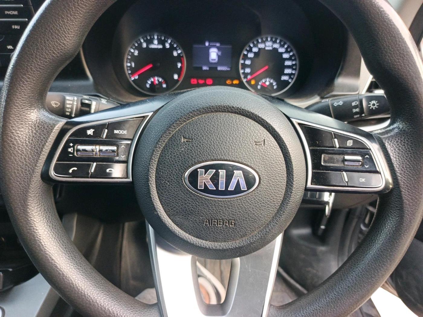 2020 KIA SELTOS HTE 1.5 PETROL, Petrol, Manual, 80,022 km, interior