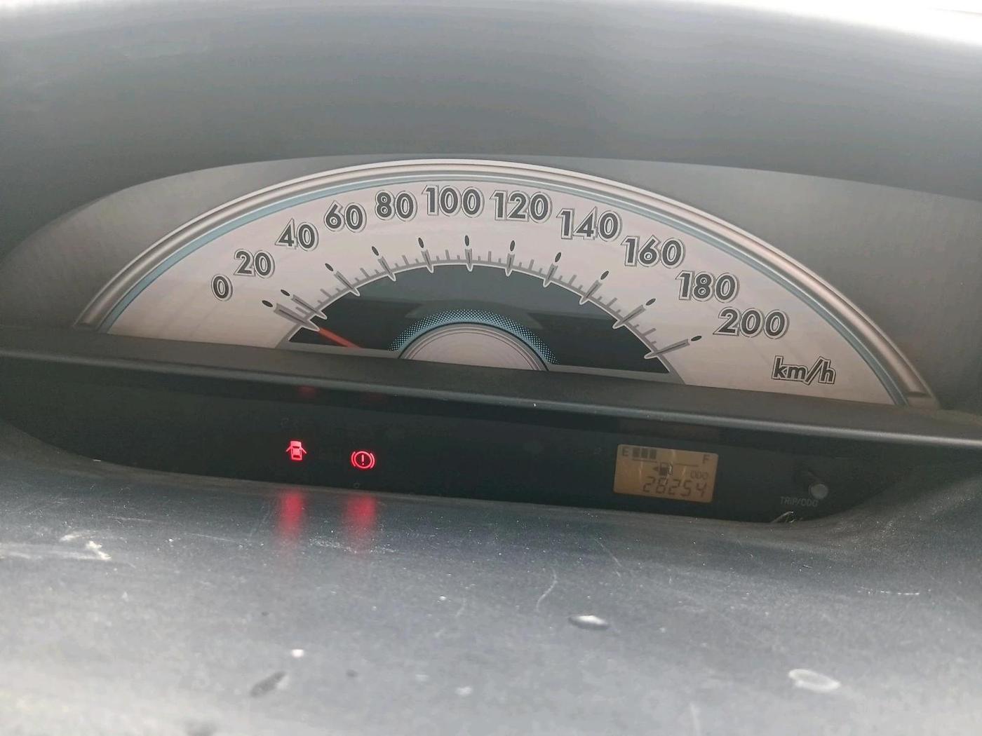 2011 Toyota Etios Liva G, Petrol, Manual, 28,254 km, interior