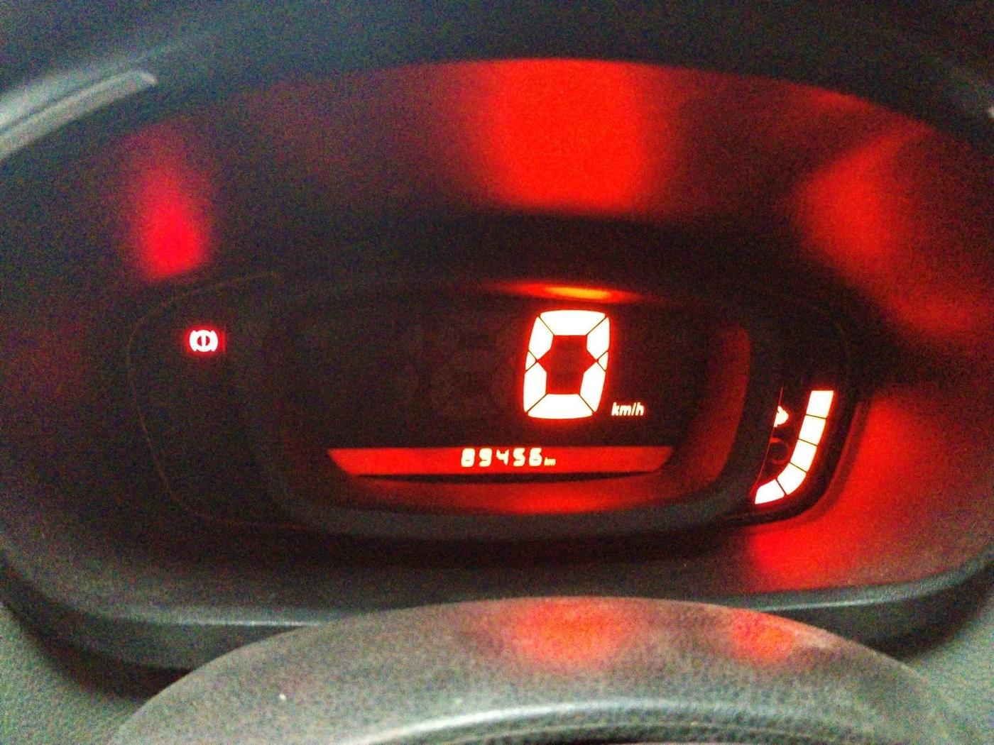 2017 Renault Kwid RXT 1.0, CNG, Manual, 89,456 km, interior
