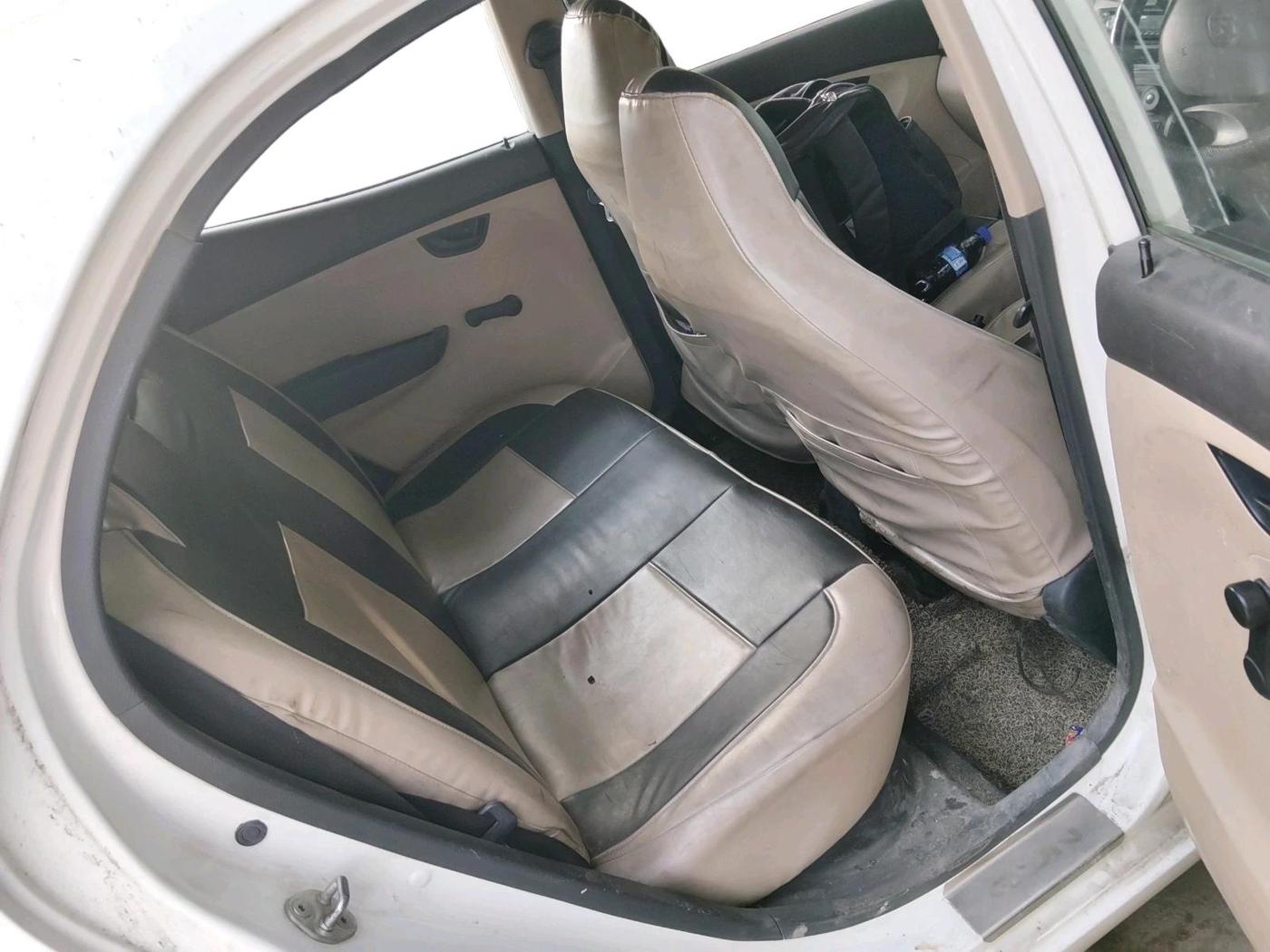 2013 Hyundai Eon ERA +, Petrol, Manual, 76,737 km, interior