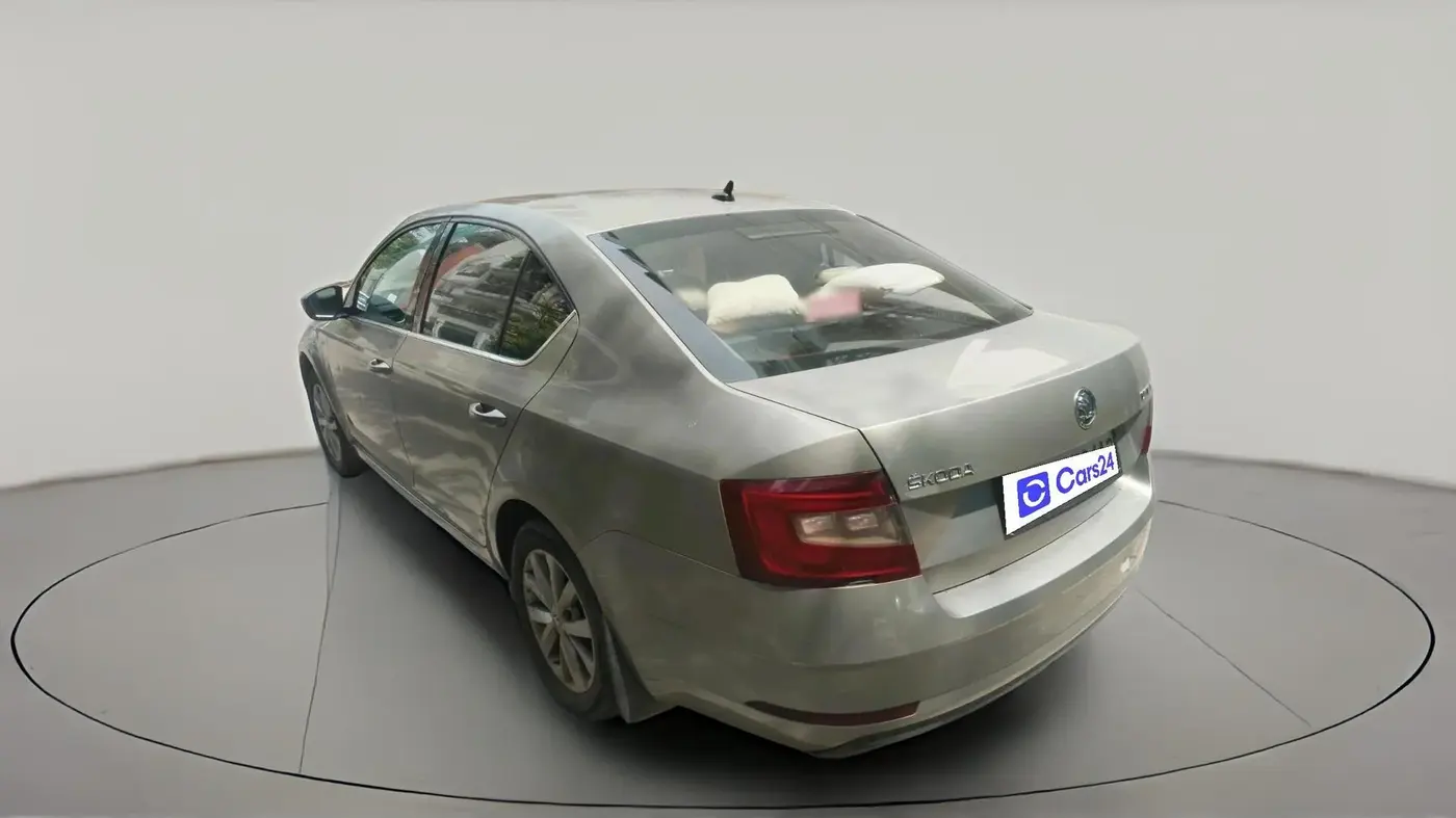 2018 Skoda Octavia 2.0 TDI L&K AT, Diesel, Automatic, 67,191 km, exterior