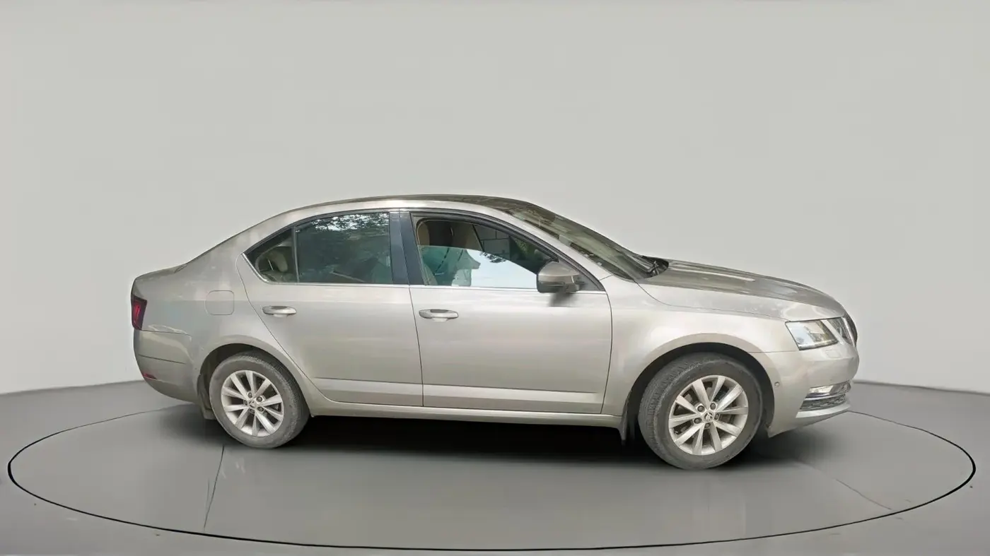 2018 Skoda Octavia 2.0 TDI L&K AT, Diesel, Automatic, 67,191 km, exterior