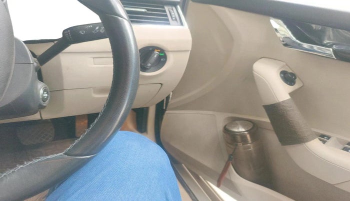 2018 Skoda Octavia 2.0 TDI L&K AT, Diesel, Automatic, 67,191 km, interior