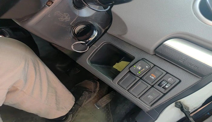 2012 Maruti Wagon R 1.0 VXI, CNG, Manual, 73,043 km, interior