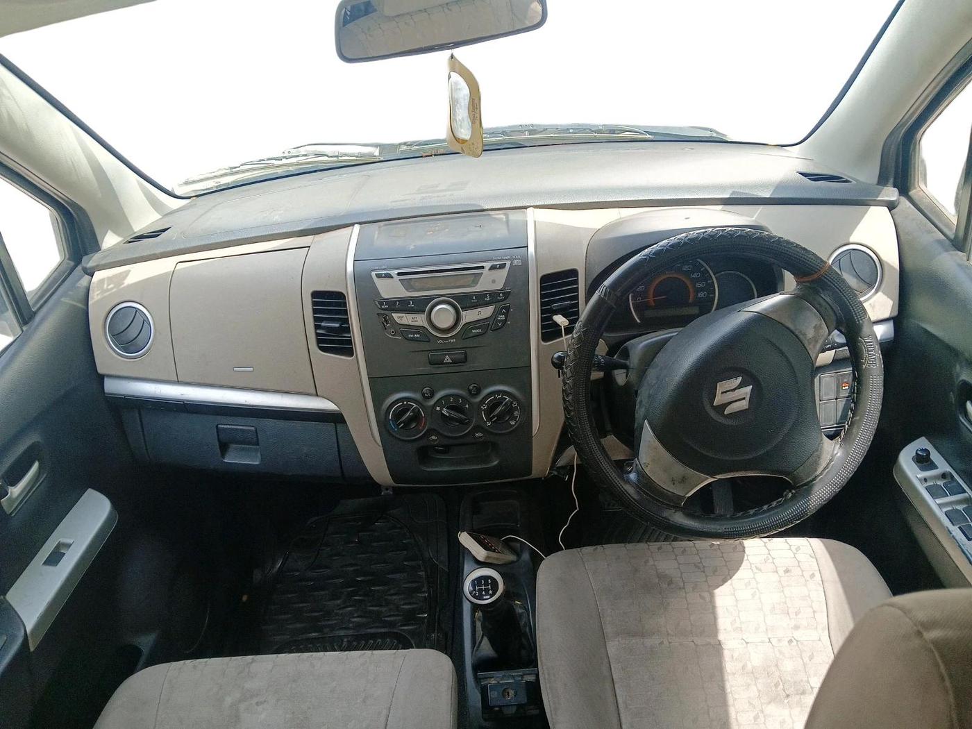 2013 Maruti Wagon R 1.0 VXI, Petrol, Manual, 1,55,058 km, interior