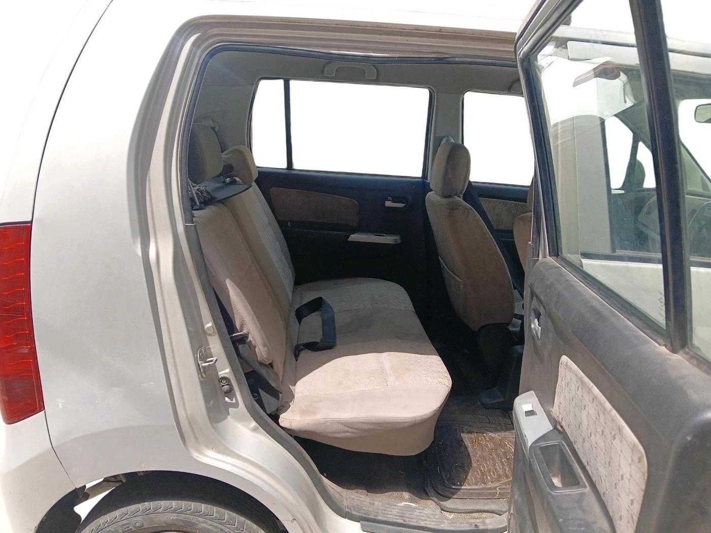 2013 Maruti Wagon R 1.0 VXI, Petrol, Manual, 1,55,058 km, interior
