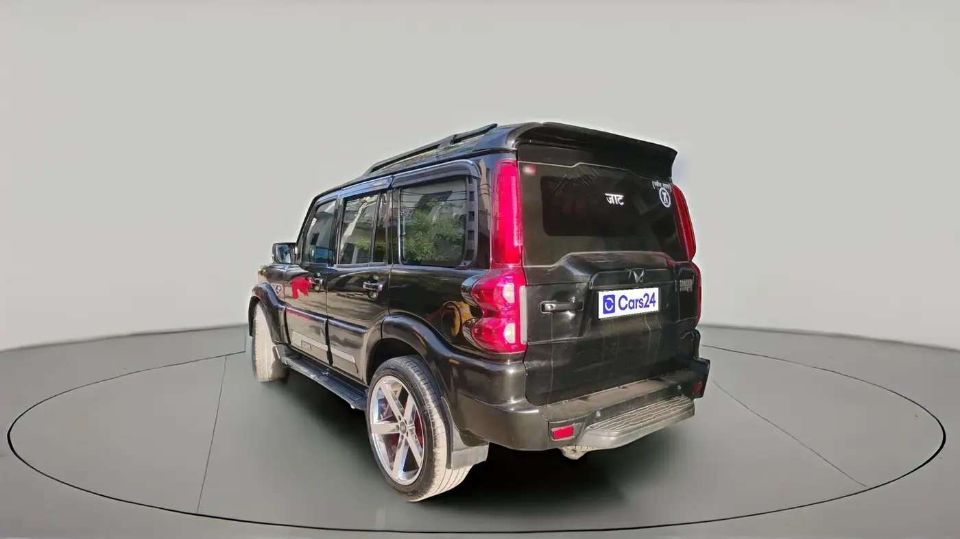 2024 Mahindra SCORPIO CLASSIC S 7STR, Diesel, Manual, 49,662 km, exterior
