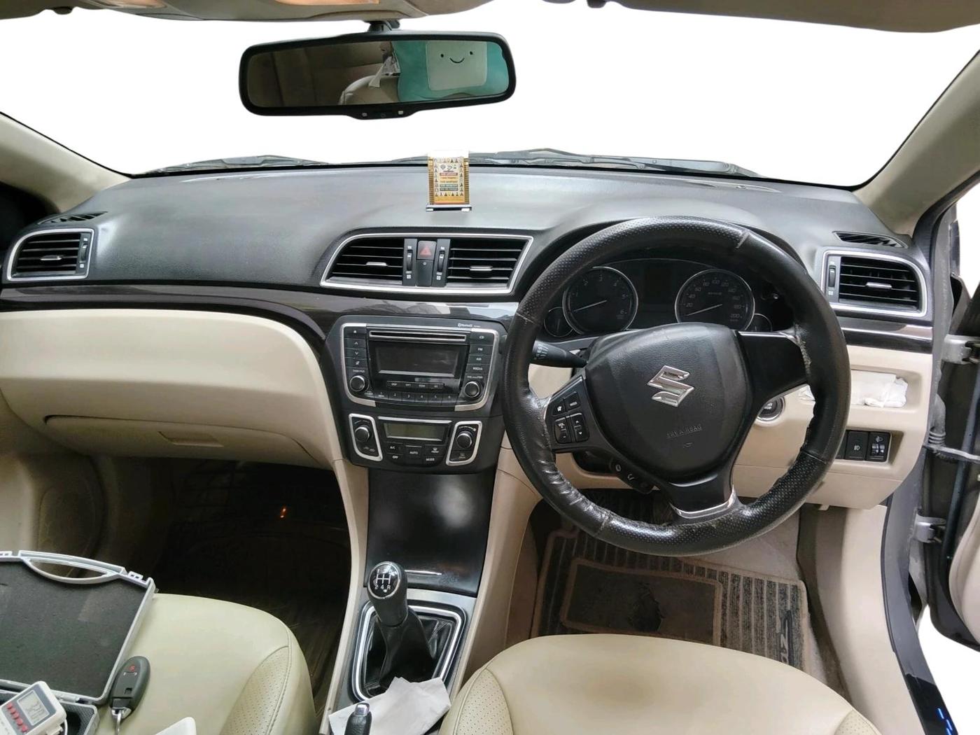 2016 Maruti Ciaz ZDI SHVS, Diesel, Manual, 81,982 km, interior