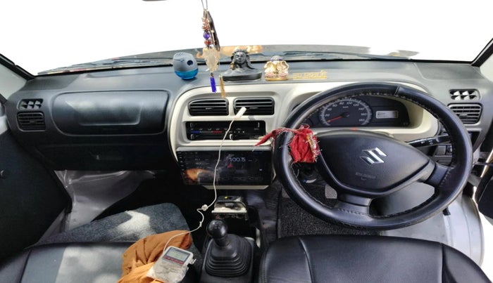 2022 Maruti Eeco 5 STR AC CNG (O), CNG, Manual, 13,246 km, interior