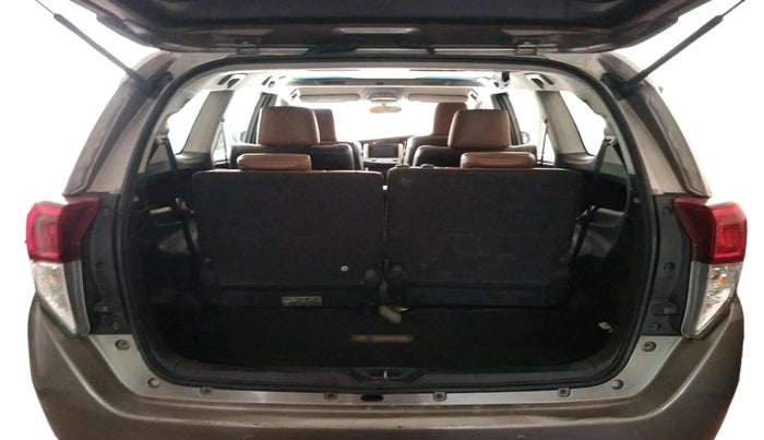 2016 Toyota Innova Crysta 2.7 ZX AT 7 STR, Petrol, Automatic, 87,622 km, exterior