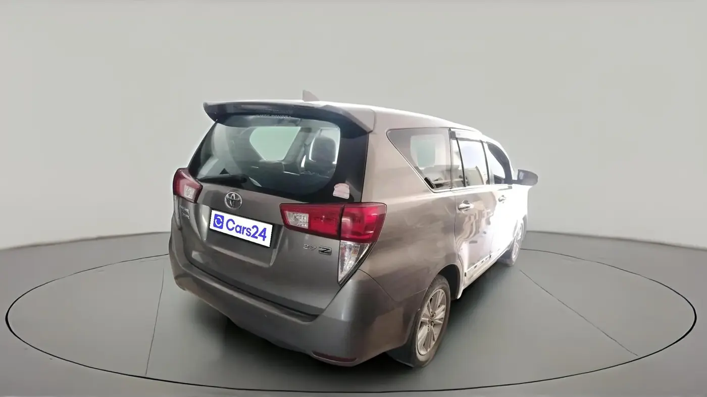 2016 Toyota Innova Crysta 2.7 ZX AT 7 STR, Petrol, Automatic, 87,622 km, exterior