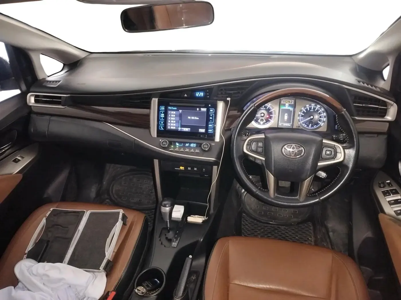 2016 Toyota Innova Crysta 2.7 ZX AT 7 STR, Petrol, Automatic, 87,622 km, interior