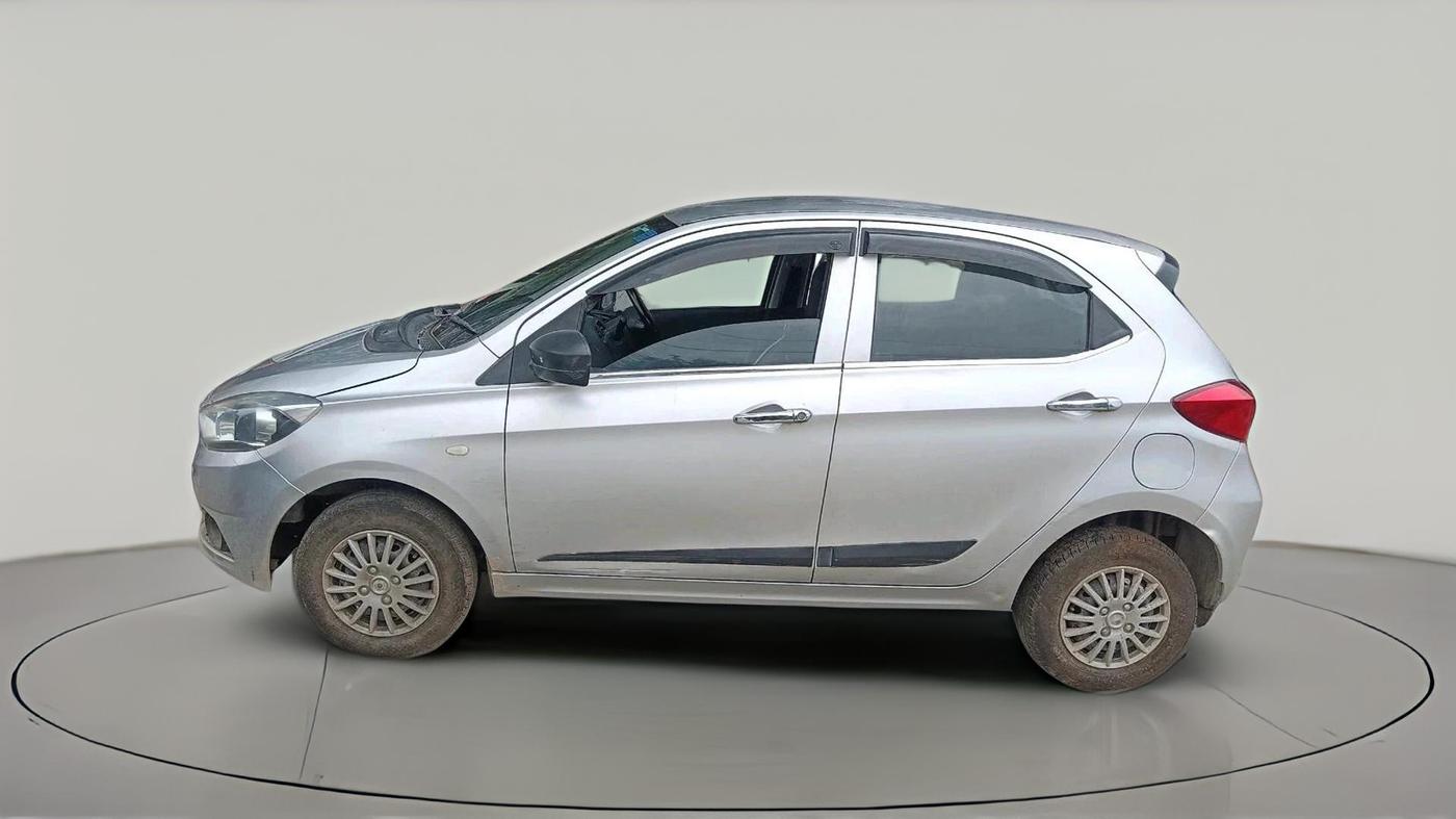 2019 Tata Tiago XE PETROL, CNG, Manual, 57,464 km, exterior