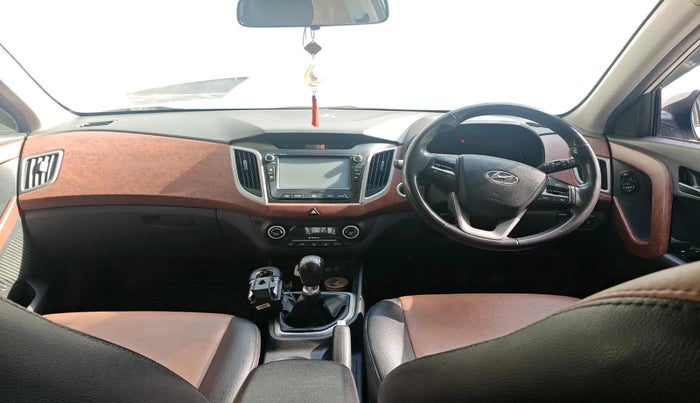 2017 Hyundai Creta SX PLUS 1.6 PETROL SPECIAL EDITION, Petrol, Manual, 85,468 km, interior