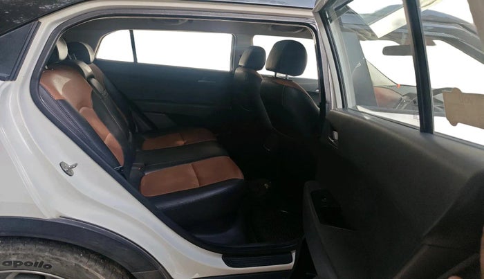 2017 Hyundai Creta SX PLUS 1.6 PETROL SPECIAL EDITION, Petrol, Manual, 85,468 km, interior