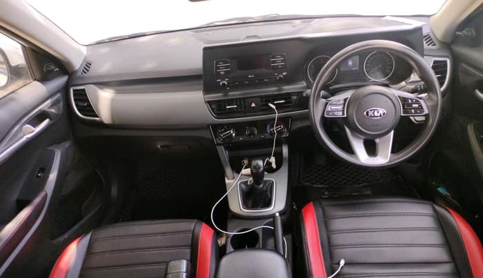 2020 KIA SELTOS HTE 1.5 PETROL, Petrol, Manual, 1,04,544 km, interior
