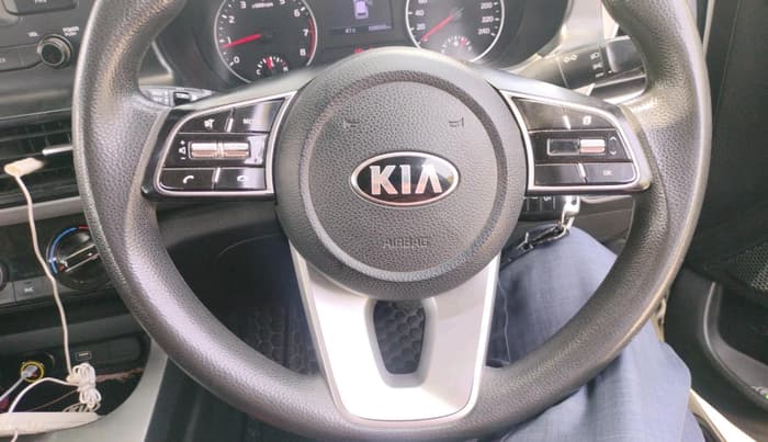2020 KIA SELTOS HTE 1.5 PETROL, Petrol, Manual, 1,04,544 km, interior