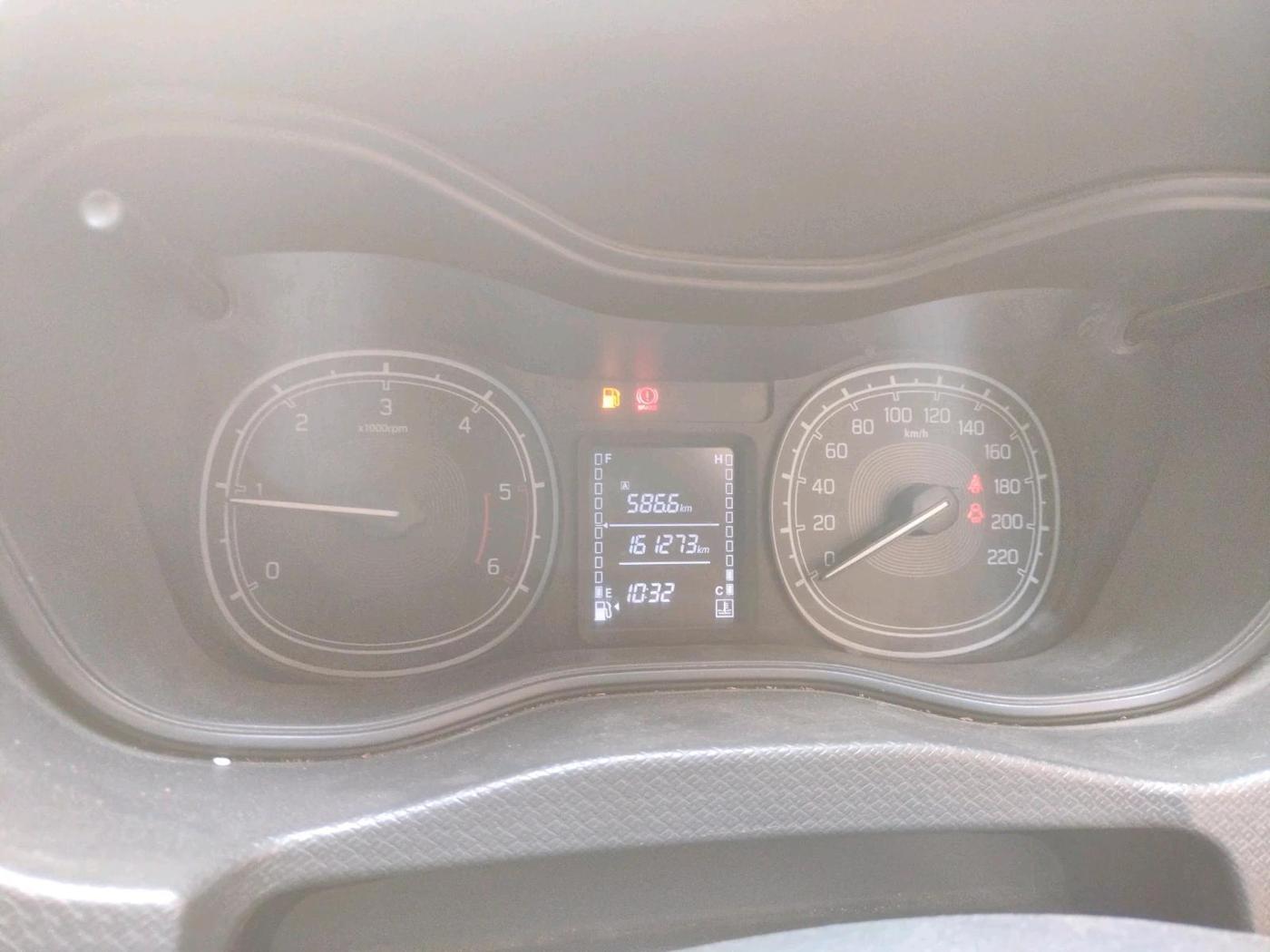 2017 Maruti Vitara Brezza VDI (O), Diesel, Manual, 1,61,273 km, interior