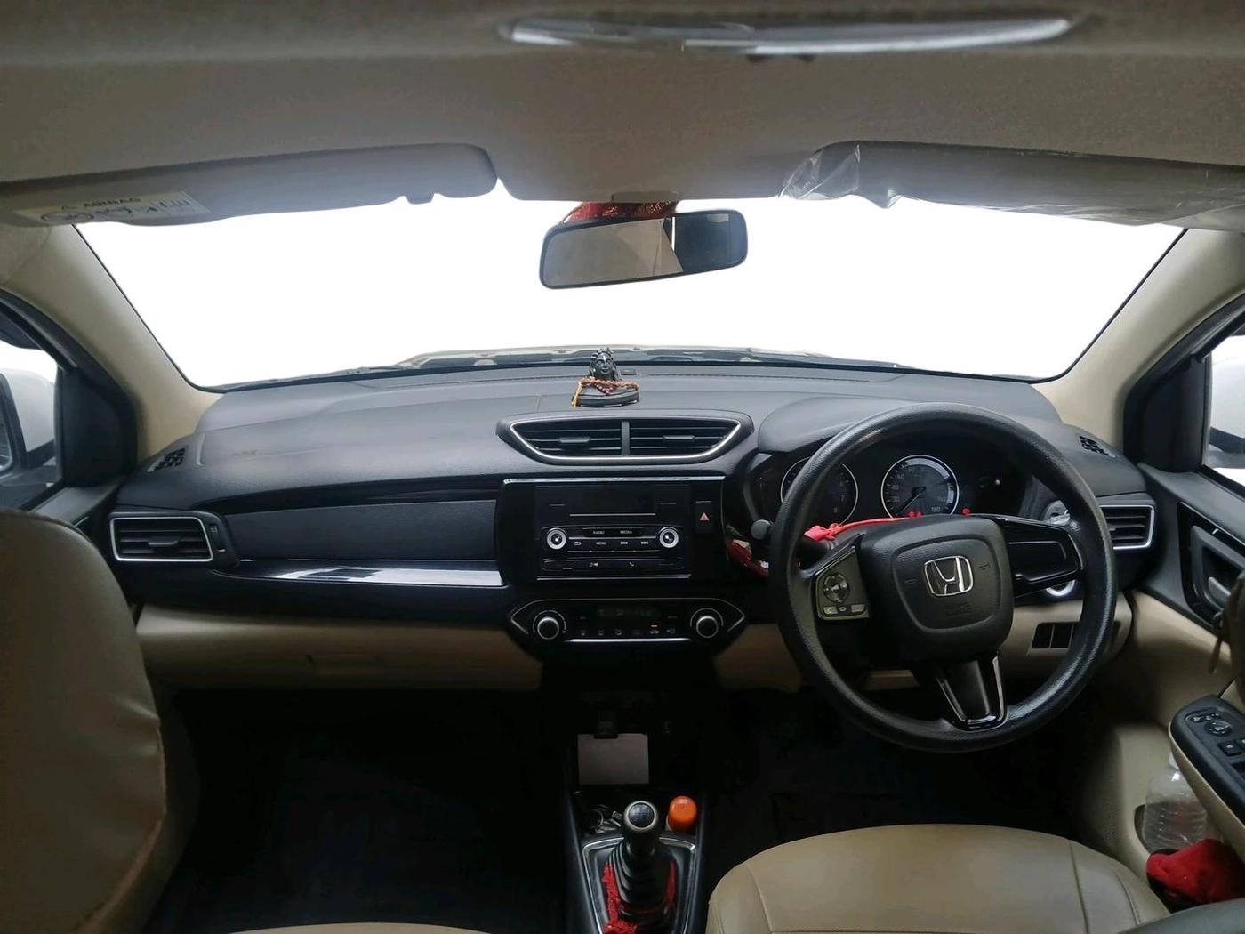 2019 Honda Amaze 1.2L I-VTEC V, Petrol, Manual, 66,158 km, interior