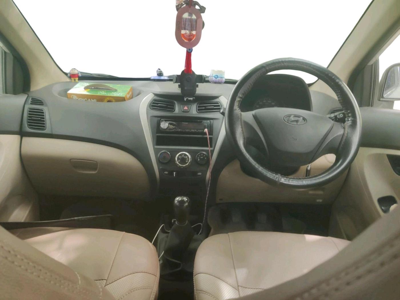 2016 Hyundai Eon ERA +, Petrol, Manual, 42,103 km, interior