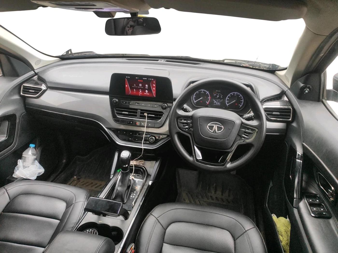 2022 Tata Harrier XTA 2.0L KRYOTEC PLUS, Diesel, Automatic, 69,195 km, interior
