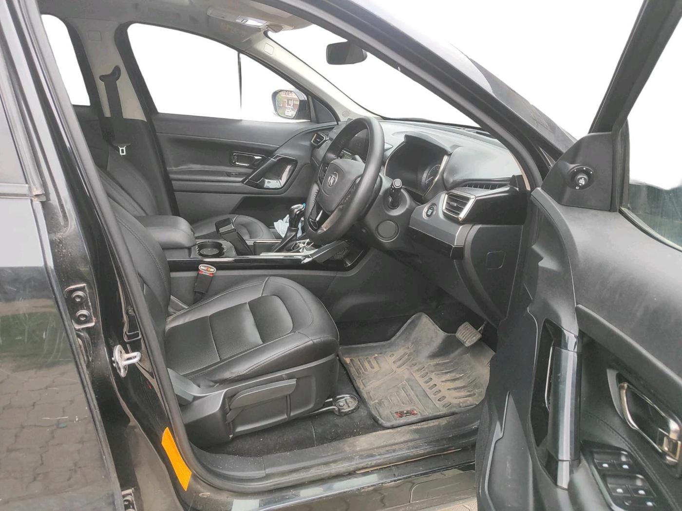 2022 Tata Harrier XTA 2.0L KRYOTEC PLUS, Diesel, Automatic, 69,195 km, interior