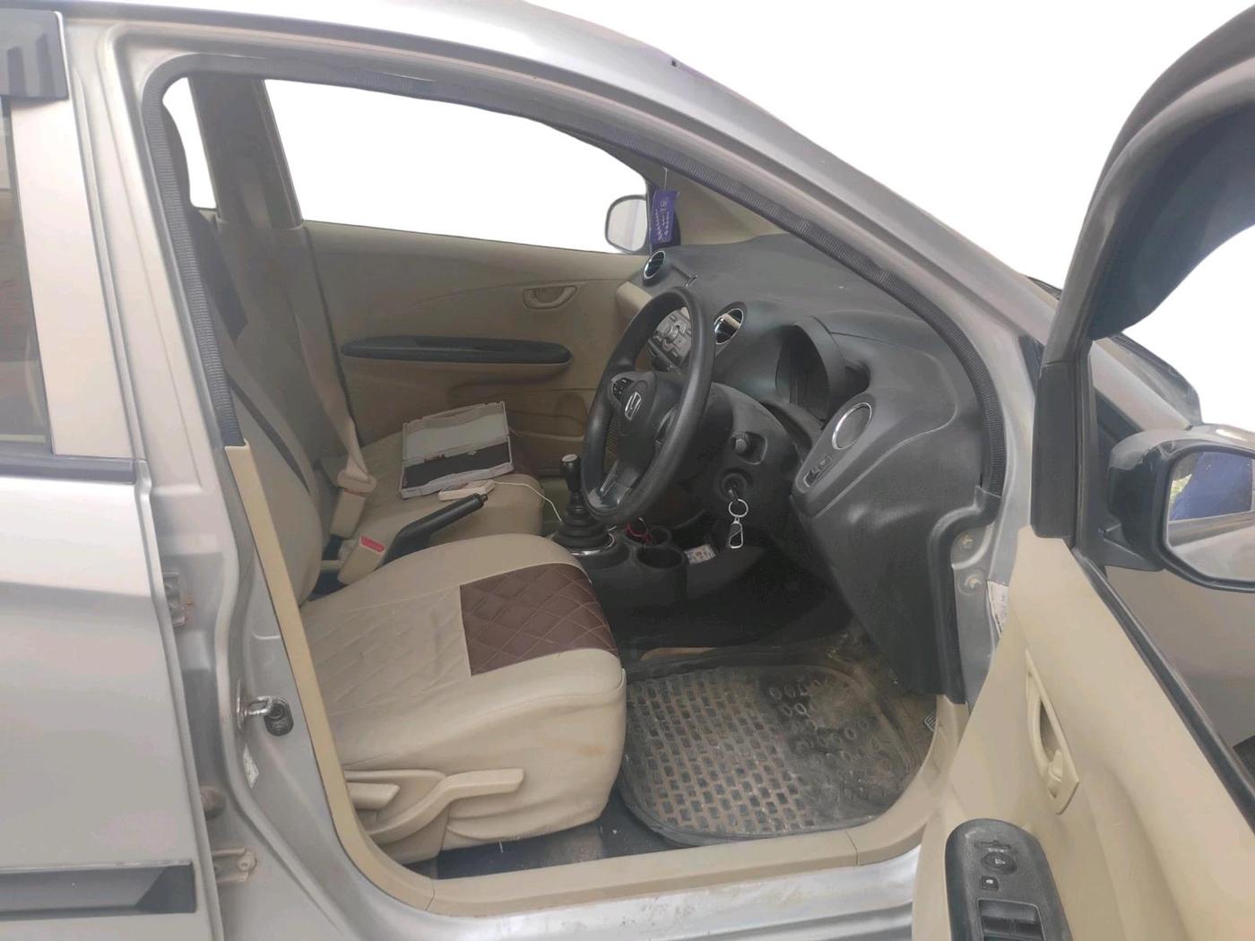 2014 Honda Amaze 1.2L I-VTEC S, Petrol, Manual, 93,965 km, interior
