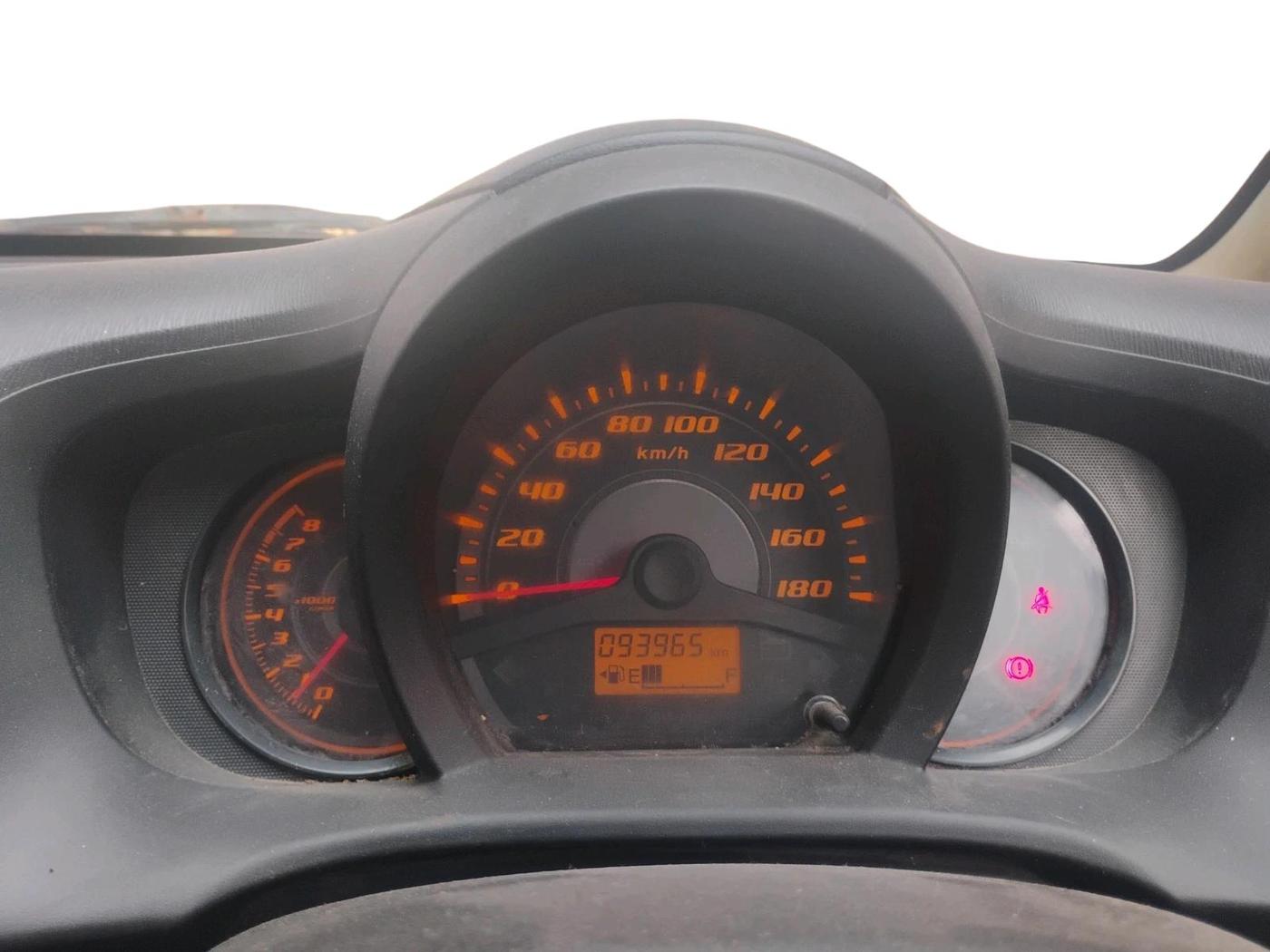 2014 Honda Amaze 1.2L I-VTEC S, Petrol, Manual, 93,965 km, interior