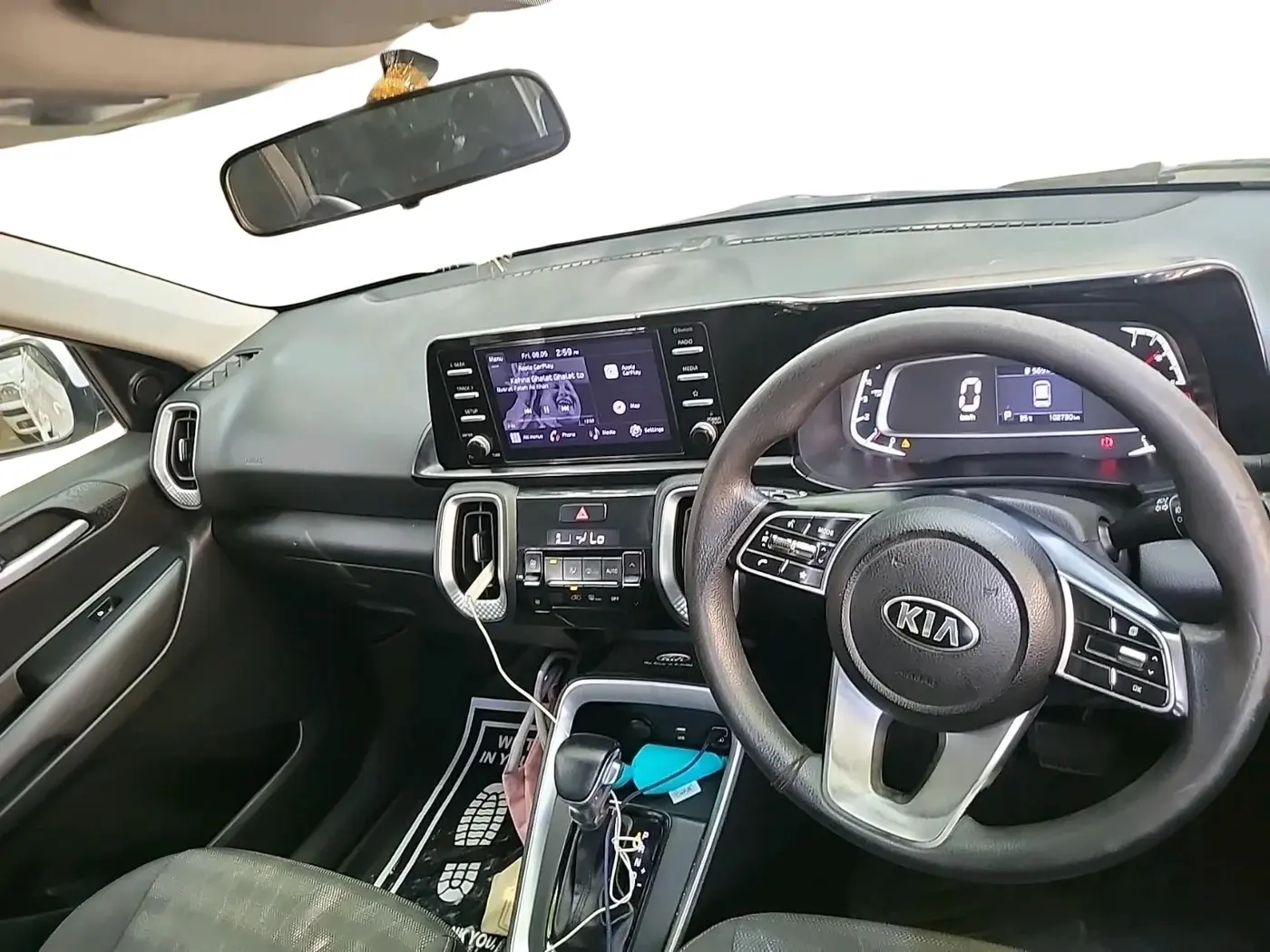 2020 KIA SONET HTK PLUS 1.5 AT, Diesel, Automatic, 1,02,730 km, interior
