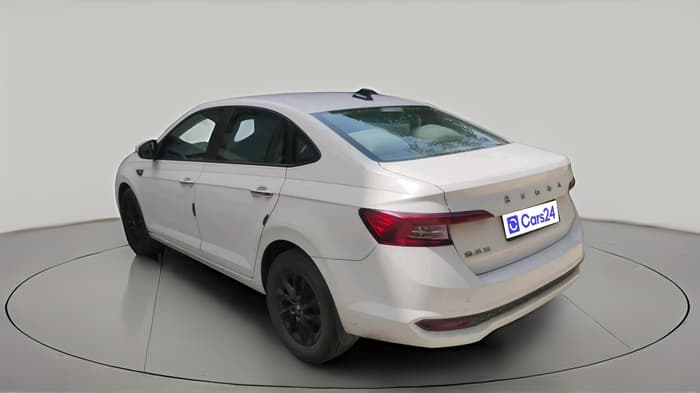 2022 Skoda SLAVIA AMBITION 1.0L TSI AT, Petrol, Automatic, 1,04,561 km, exterior
