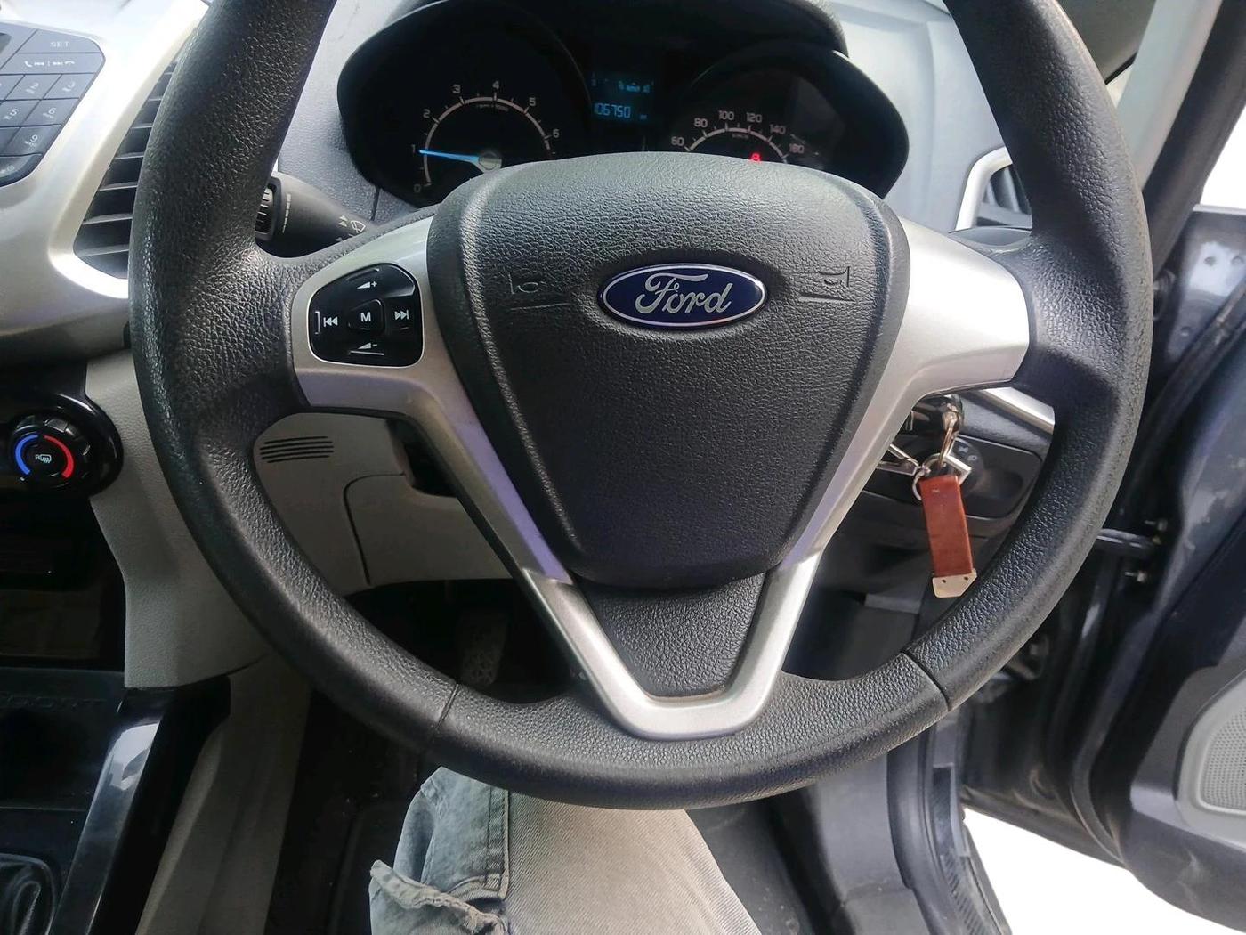 2015 Ford Ecosport TREND 1.5L PETROL, Petrol, Manual, 1,06,750 km, interior