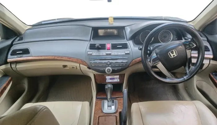 2011 Honda Accord 2.4L I-VTEC AT, Petrol, Automatic, 1,58,523 km, interior