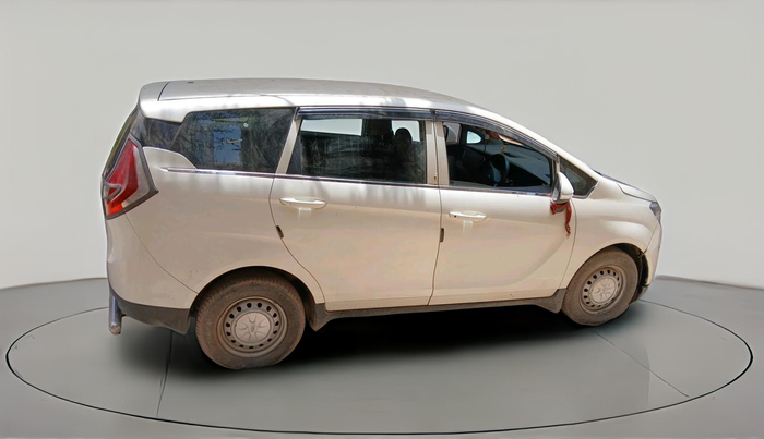 2019 Mahindra MARAZZO M2 8 STR, Diesel, Manual, 28,746 km, exterior