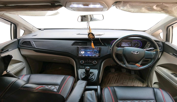 2019 Mahindra MARAZZO M2 8 STR, Diesel, Manual, 28,746 km, interior