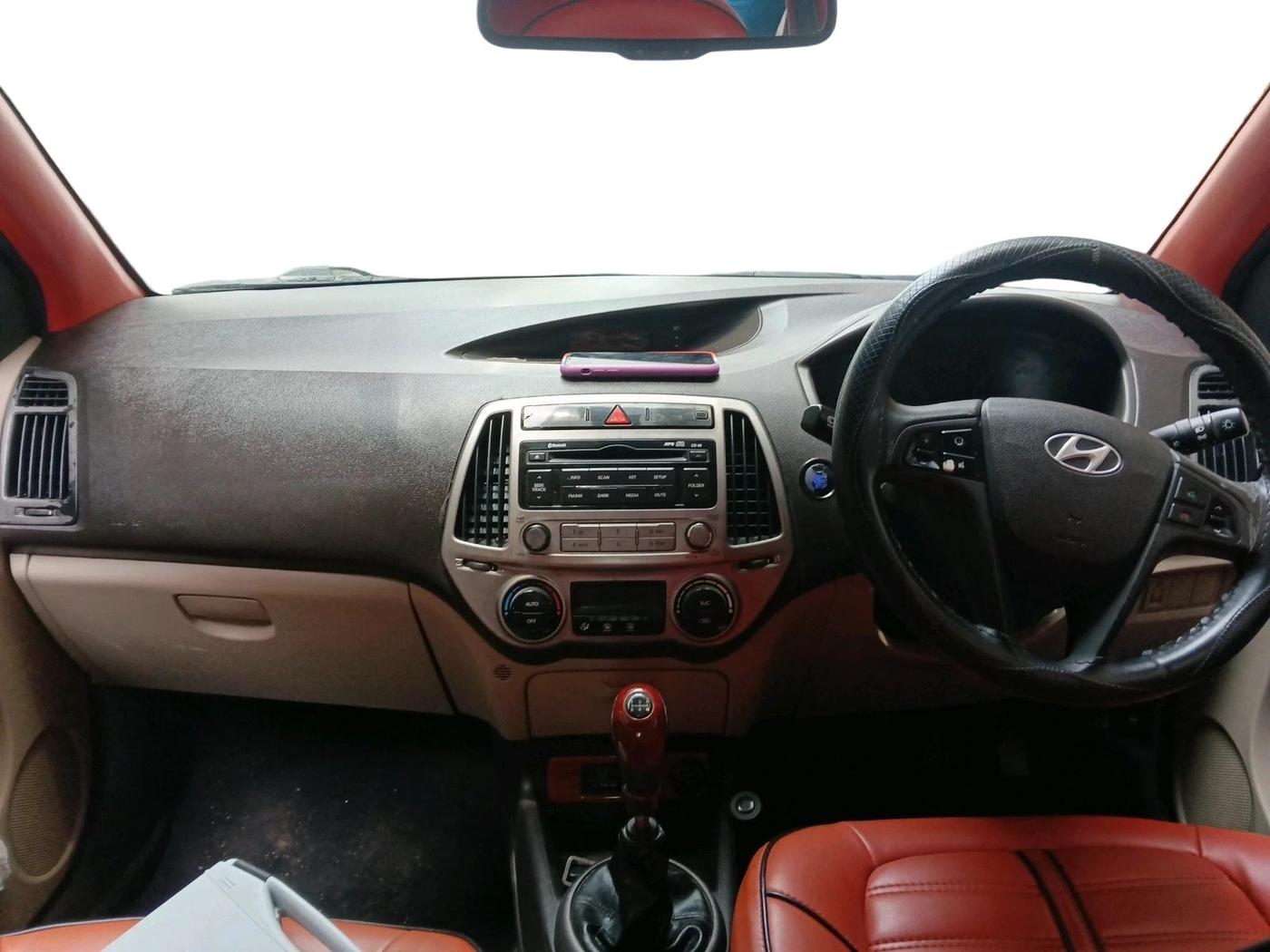 2013 Hyundai i20 ASTA 1.2, Petrol, Manual, 86,894 km, interior