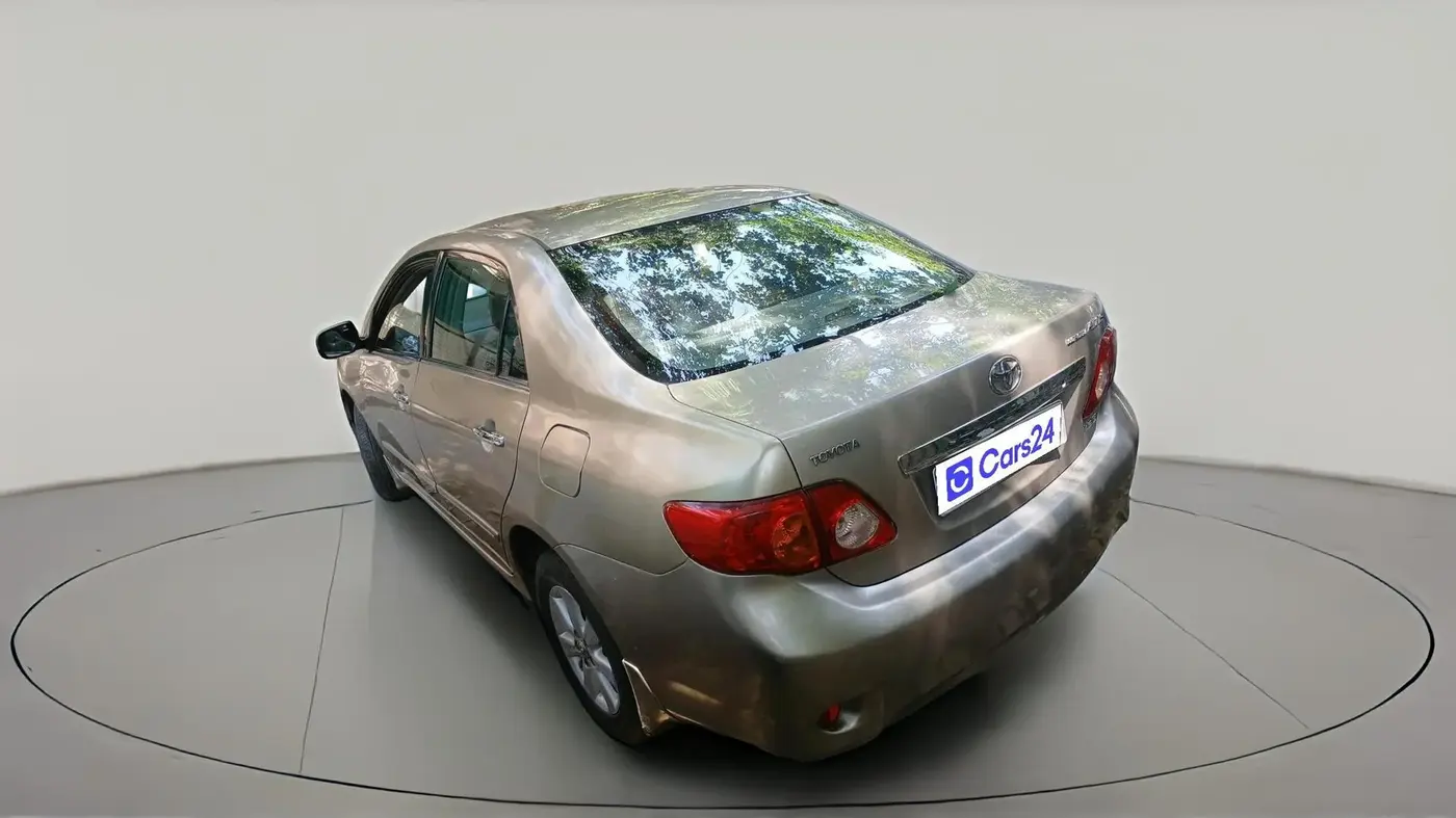 2011 Toyota Corolla Altis GL PETROL, Petrol, Manual, 1,20,744 km, exterior