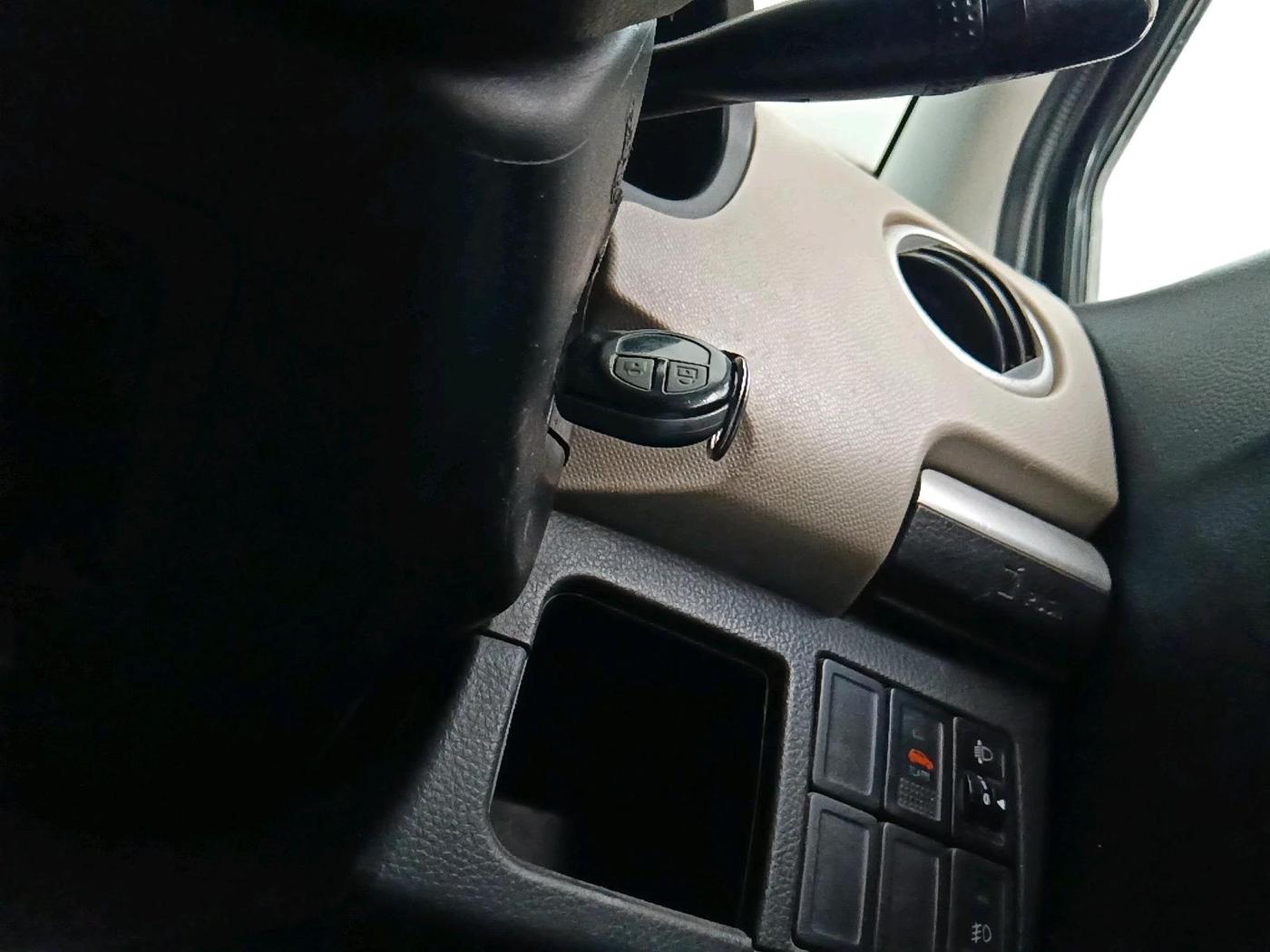 2016 Maruti Wagon R 1.0 VXI, Petrol, Manual, 1,11,783 km, interior
