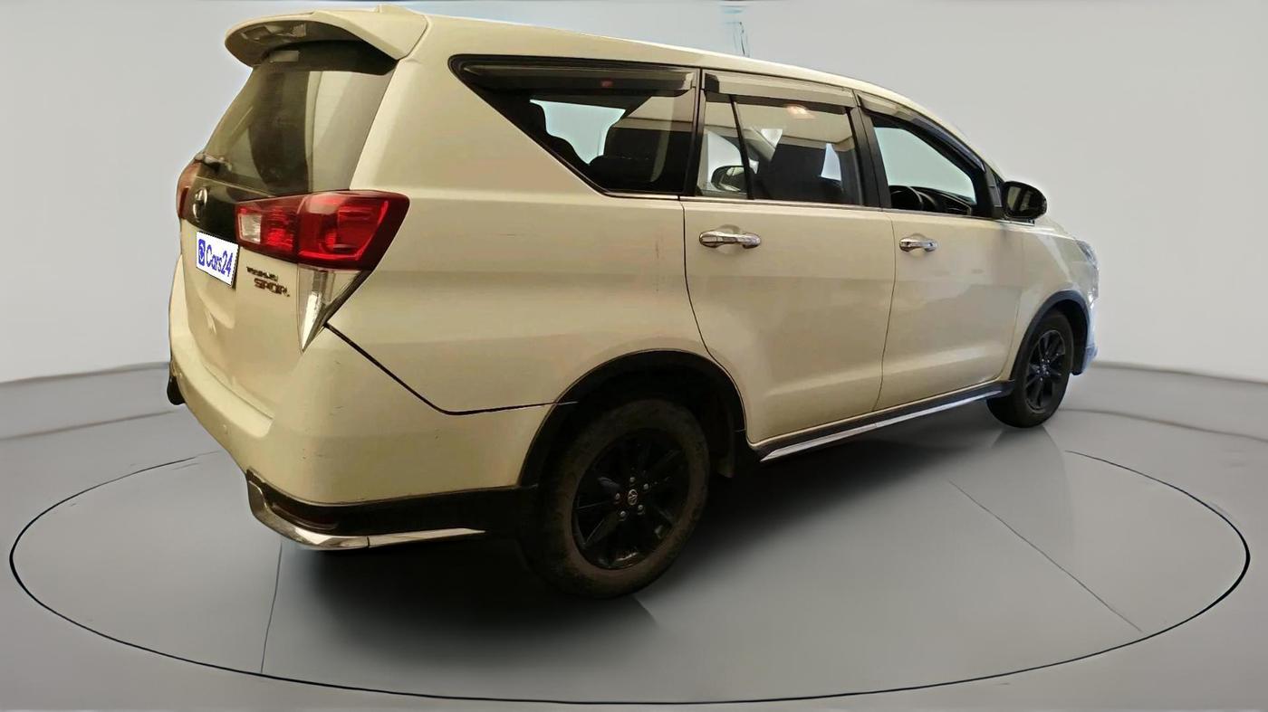 2017 Toyota Innova Crysta TOURING SPORT DIESEL AT, Diesel, Automatic, 60,681 km, exterior